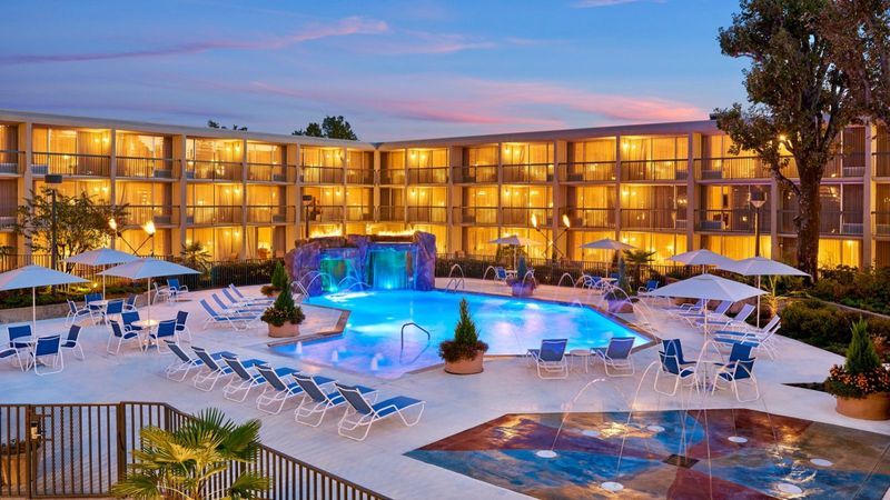 Four Points By Sheraton Little Rock Midtown Exterior photo